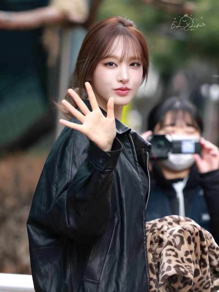 IVE (아이브) 리즈0