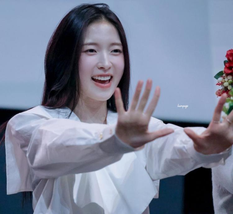 아린 오마이걸 26030718