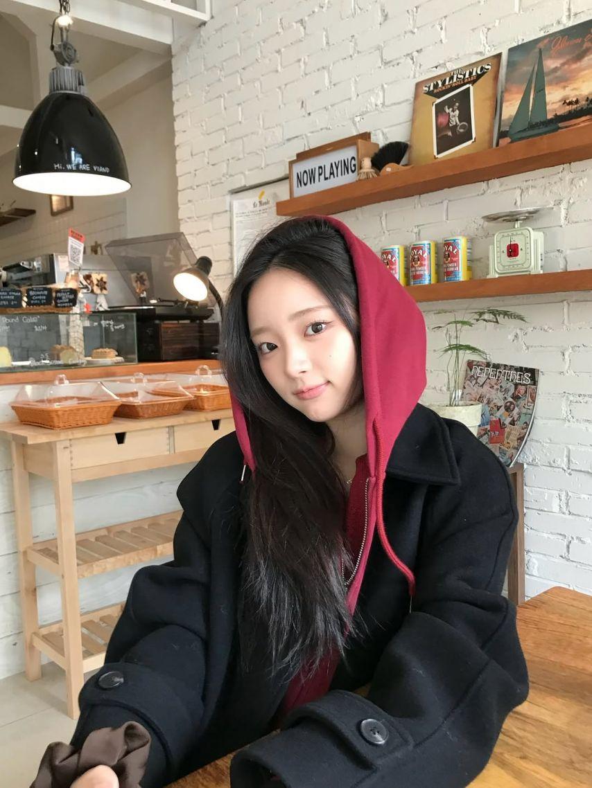 아이칠린 (ICHILLIN') 이지2