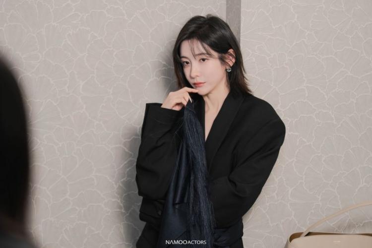 박지현 엘르x페라가모 화보 비하인드11