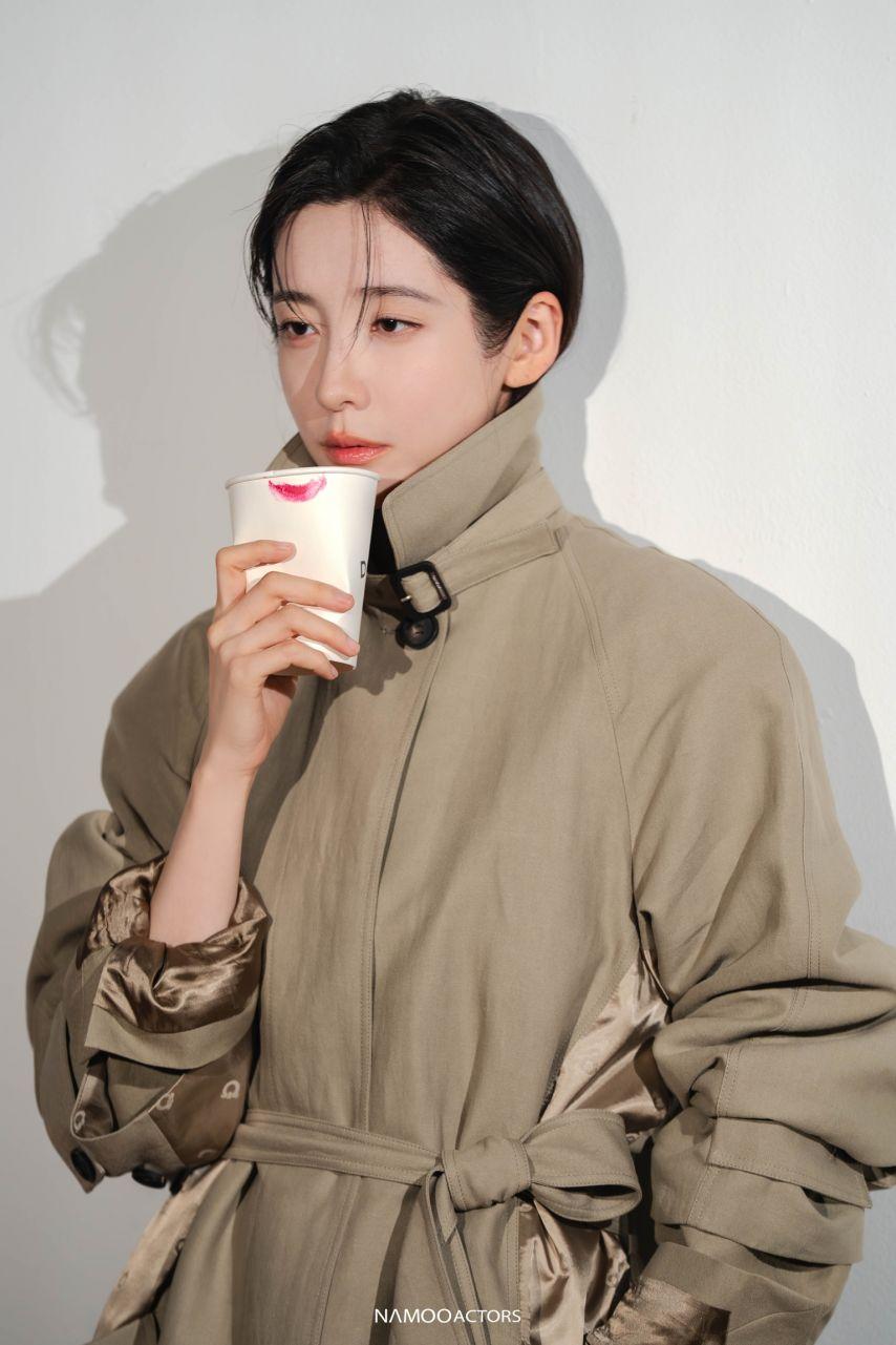 박지현 엘르x페라가모 화보 비하인드16