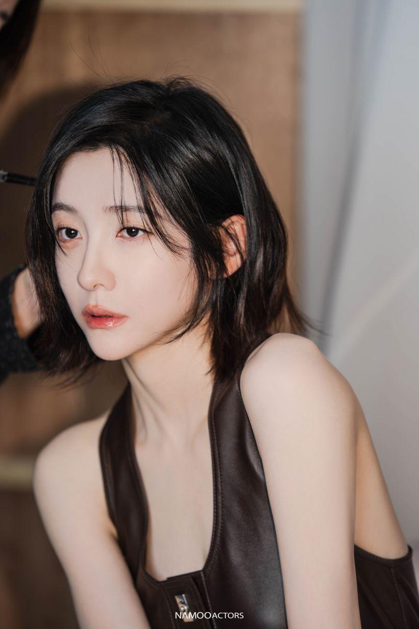 박지현 엘르x페라가모 화보 비하인드23