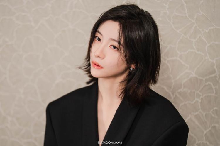 박지현 엘르x페라가모 화보 비하인드5