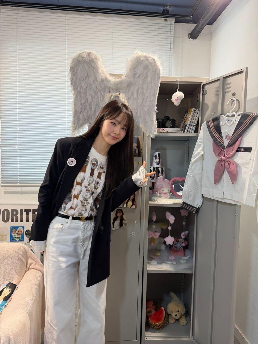 나나 WOOAH우아 릴스 등 010309 생일 | 우연 소라 루시 민서0