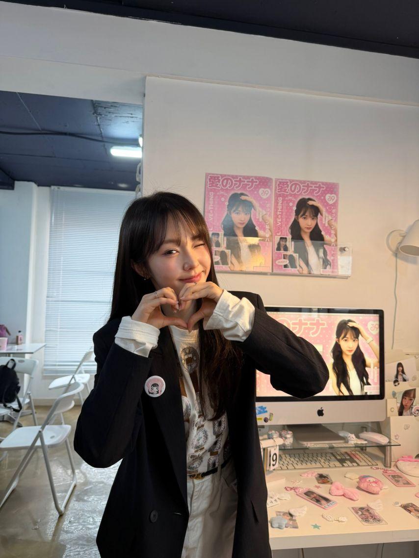 나나 WOOAH우아 릴스 등 010309 생일 | 우연 소라 루시 민서10