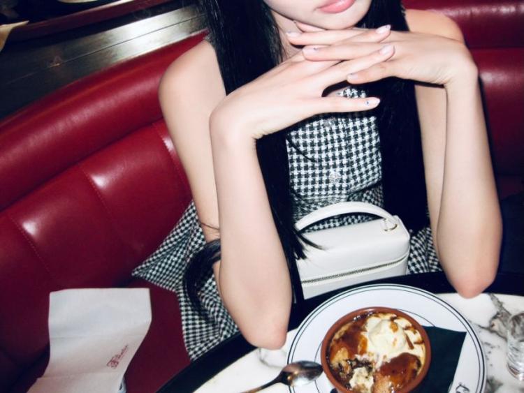 MEOVV (미야오) 가원9