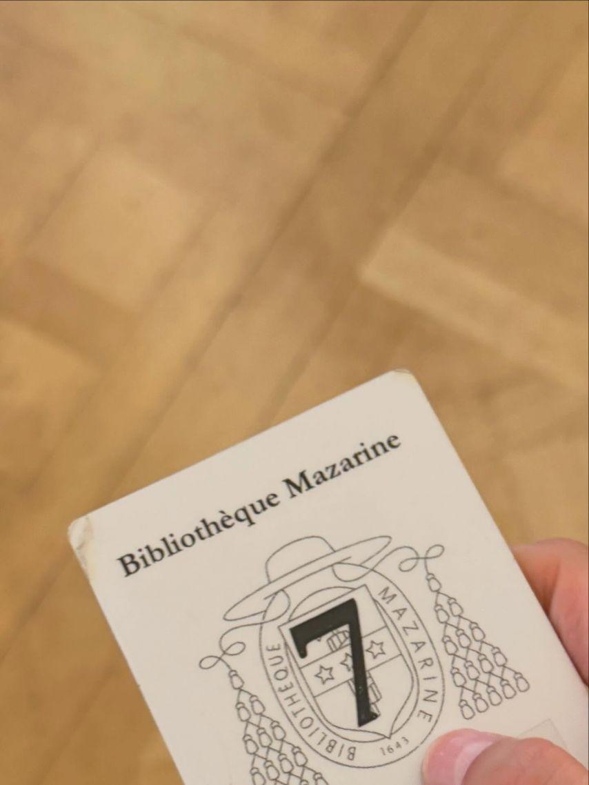 수지 인별/ celine 공식인별4