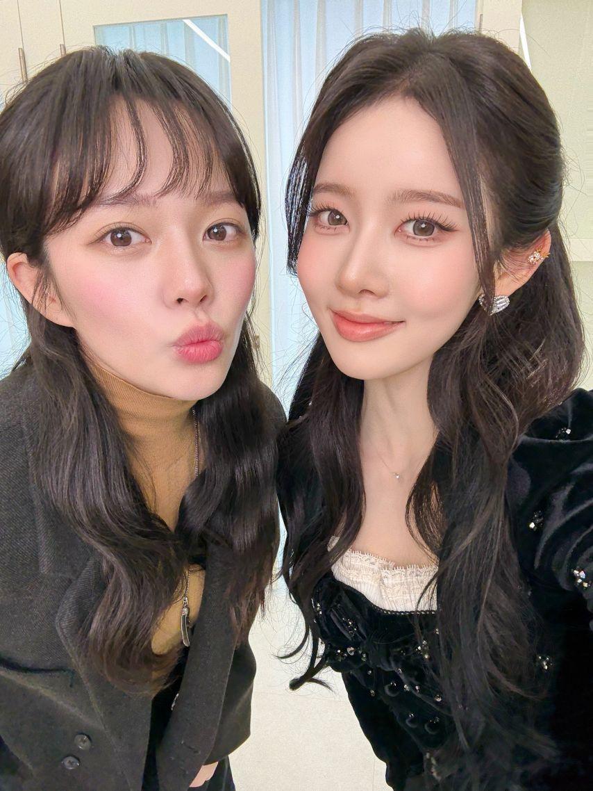 시은 STAYC스테이씨 with 정지소1