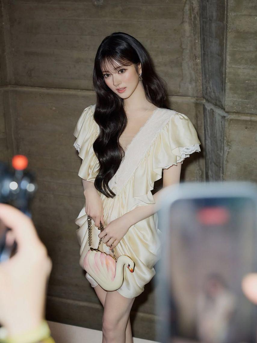 MEOVV (미야오) 안나12