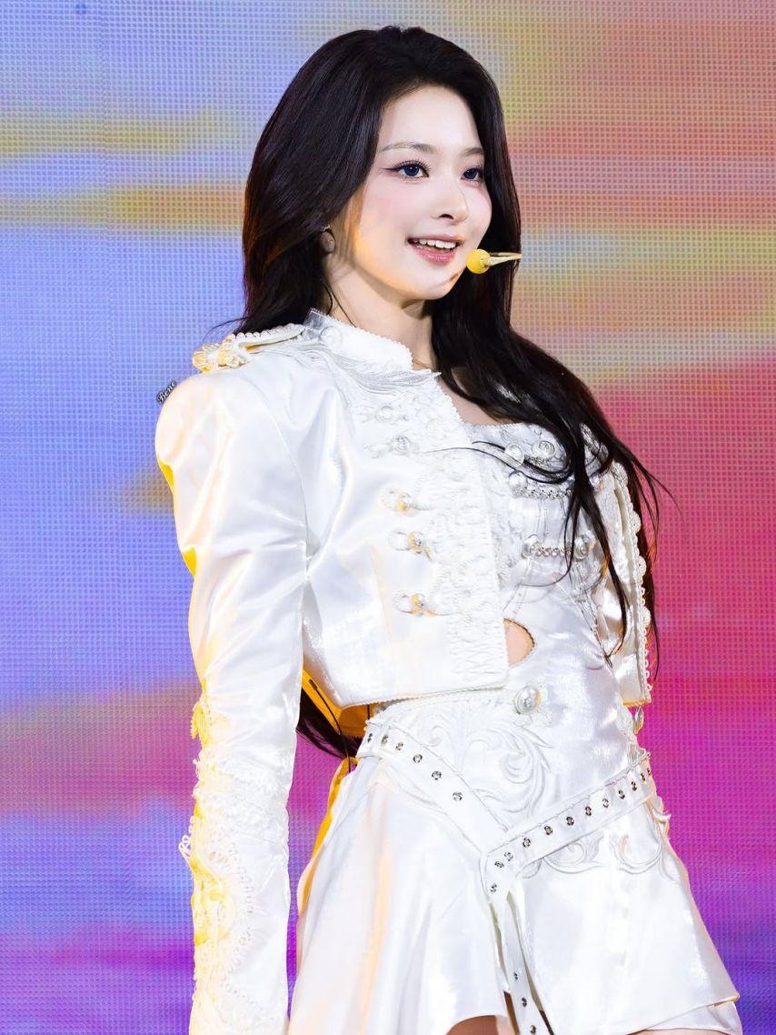 프로미스나인 (fromis_9) 이나경1