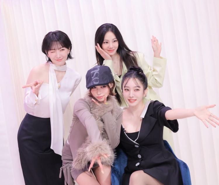 한지은 with 강지영 등 리뷰it스페셜0