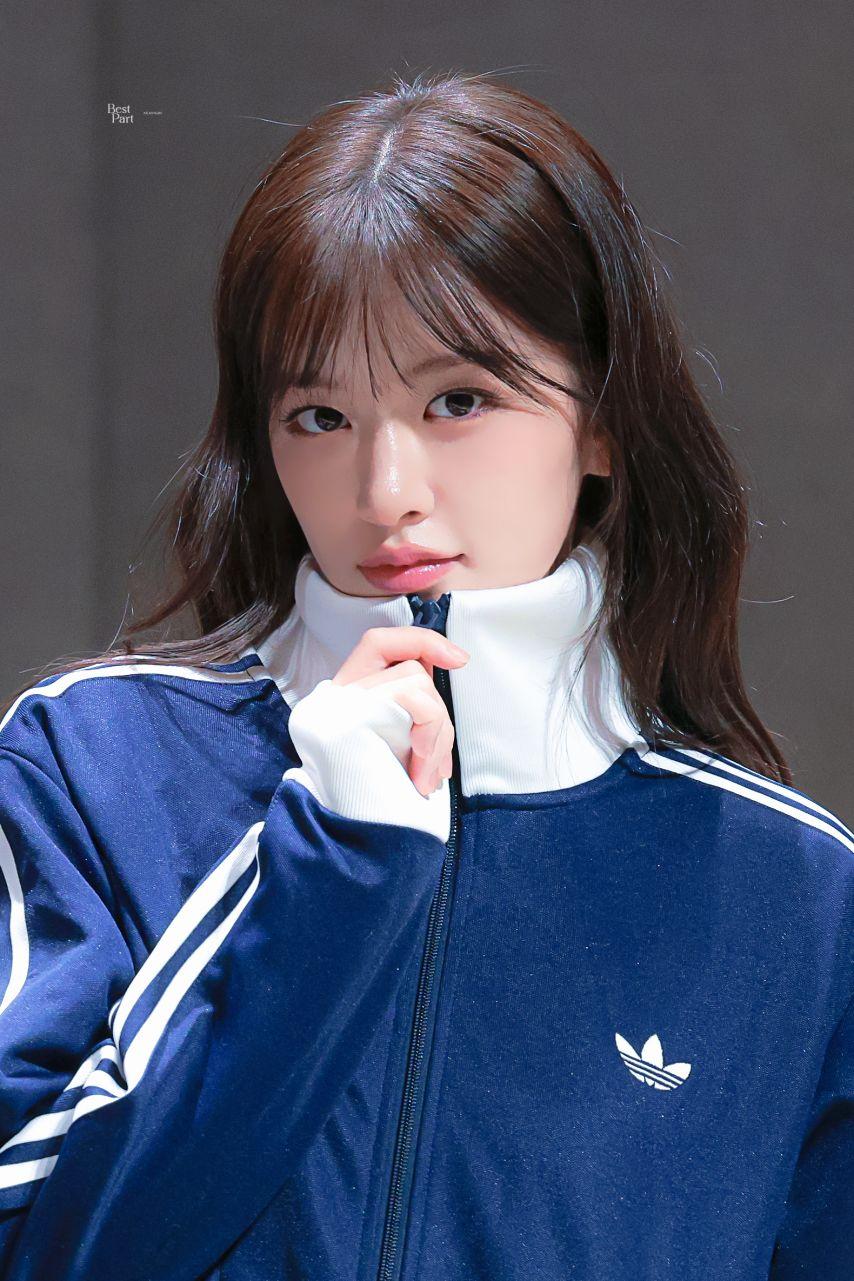 아이브 안유진 (6pics 추가)0