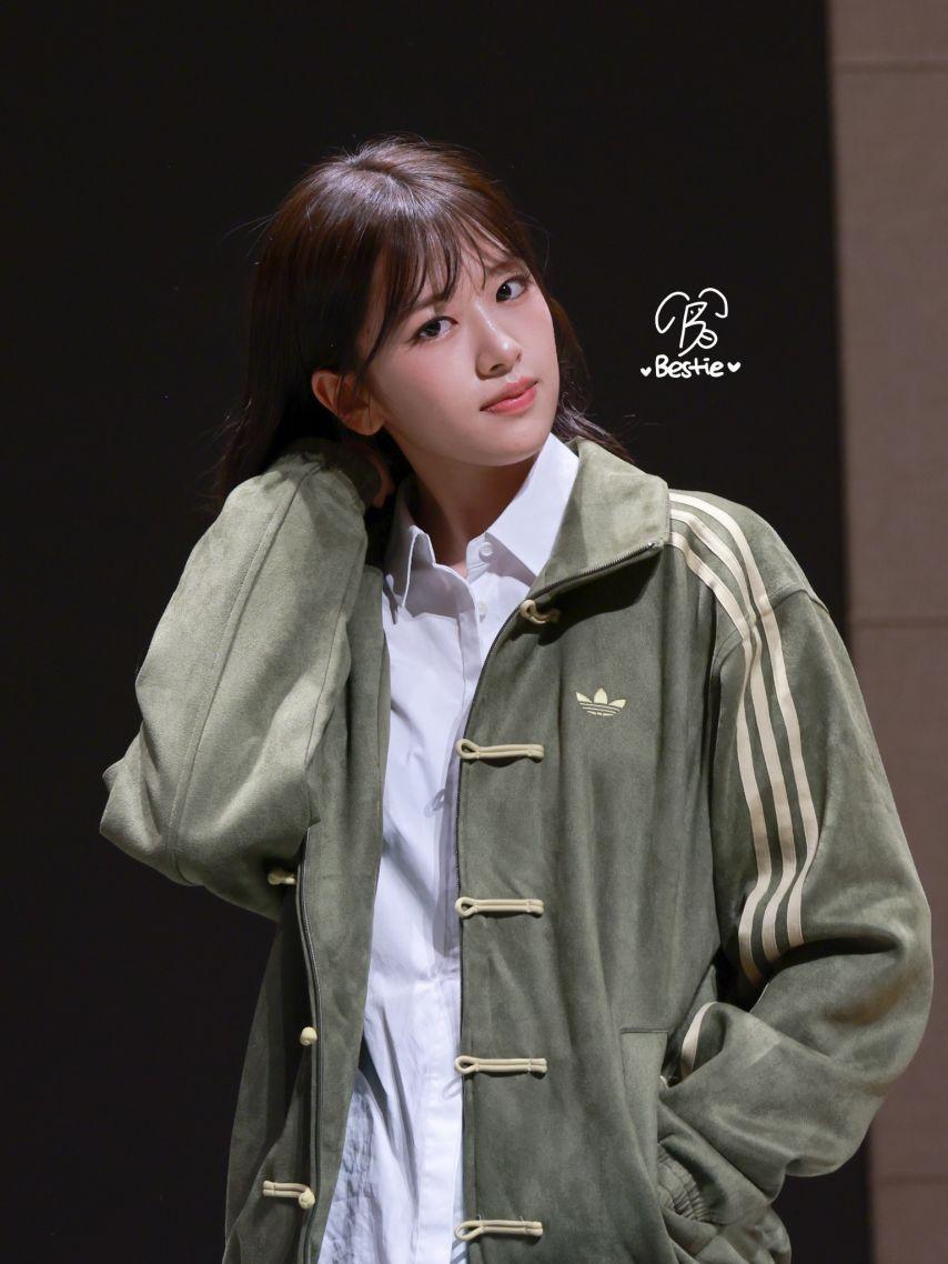 아이브 안유진 (6pics 추가)8