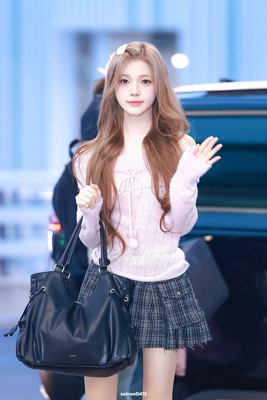 오늘 출국하는 유하 (하츠투하츠)1