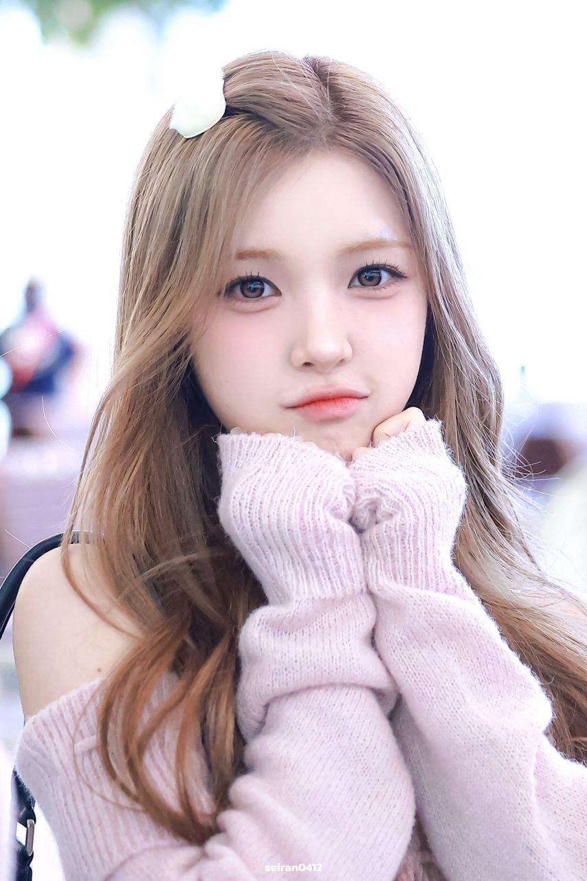 오늘 출국하는 유하 (하츠투하츠)9