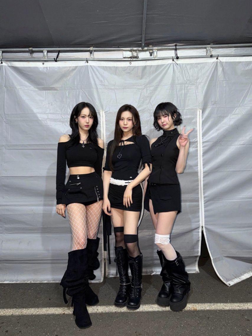 은하 신비 엄지 VIVIZ비비지 2026 세븐일레븐 가오슝 Sakura Festival1