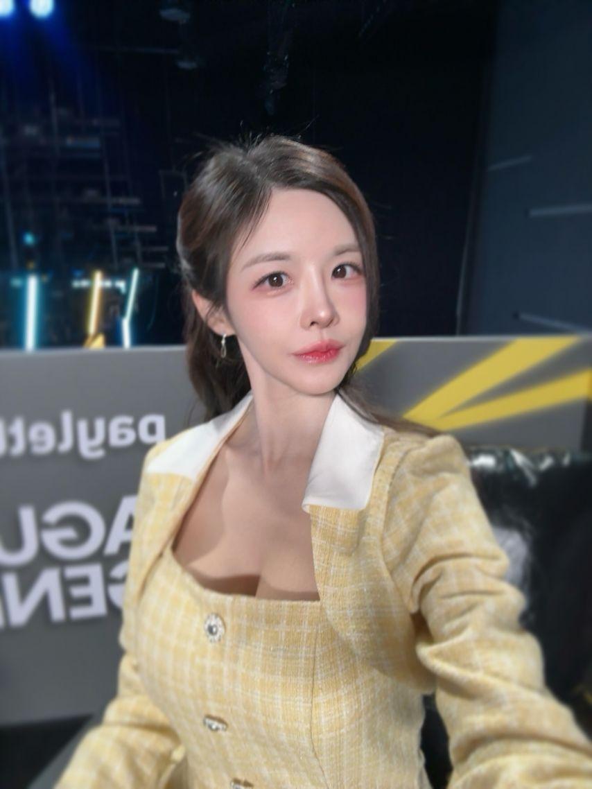 김효진 아나운서1