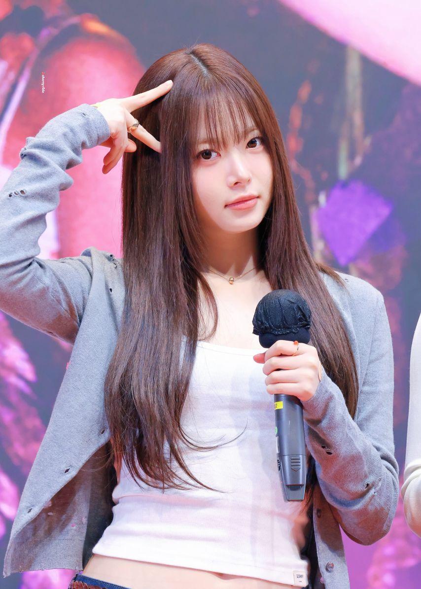 르세라핌 홍은채0