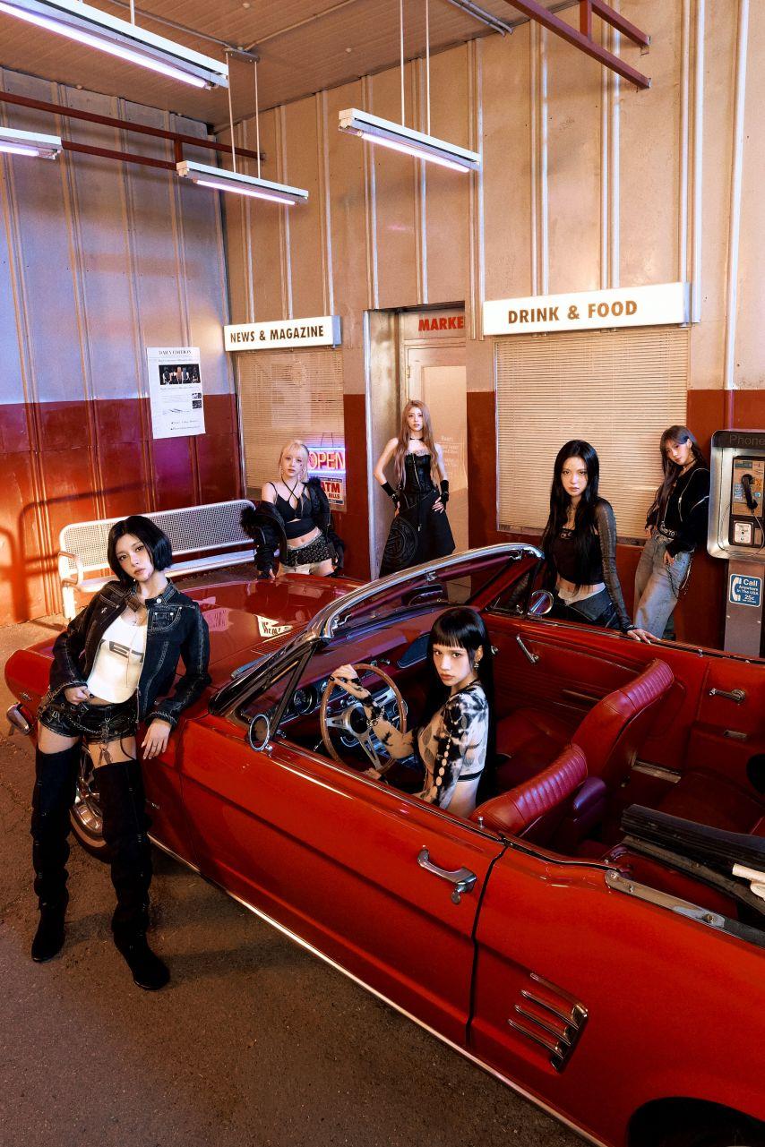 Kep1er l Concept Photo 1  Kep1er The 8th Mini Album [CRACK CODE]18