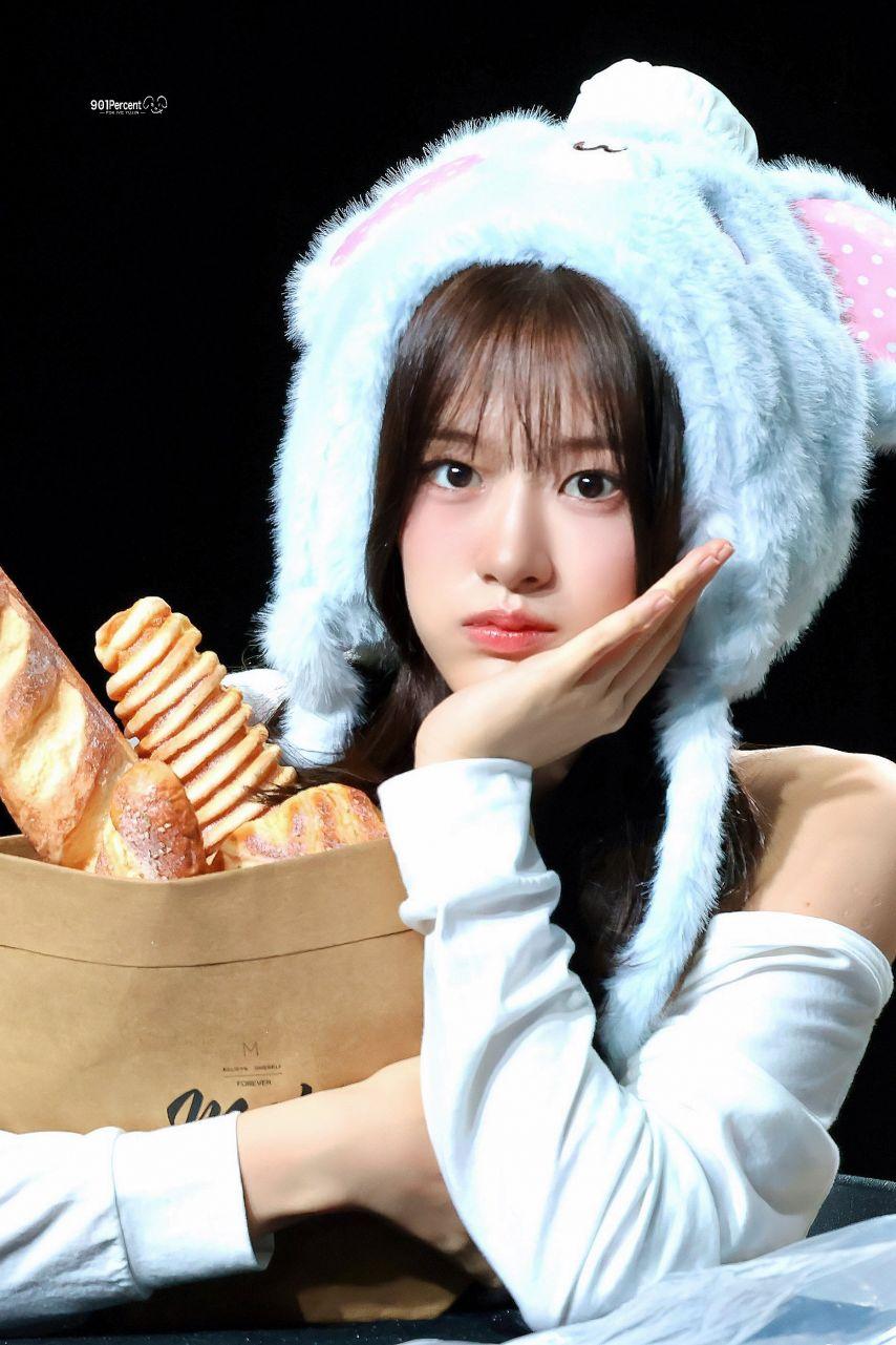 아이브 안유진6