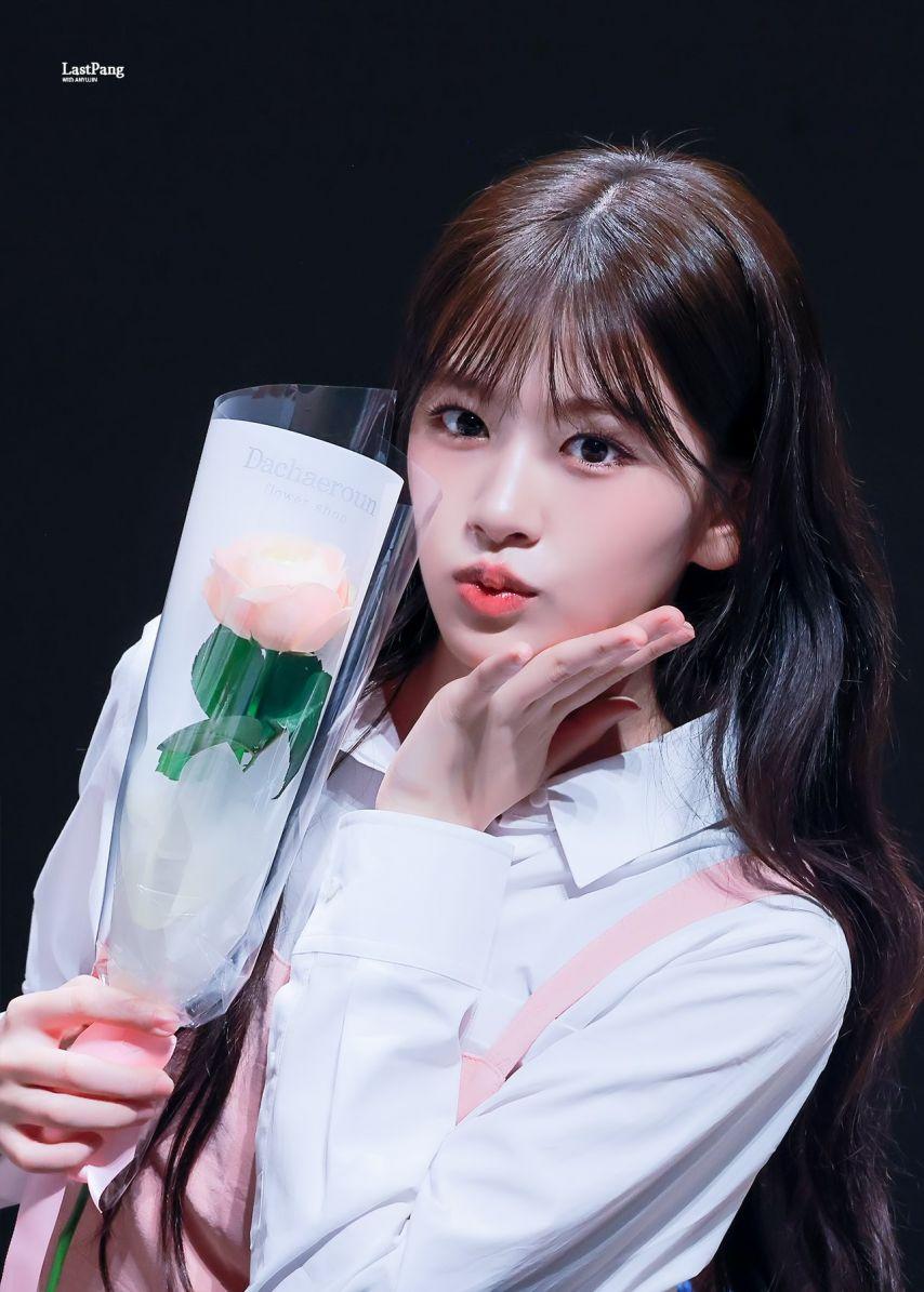 아이브 안유진3