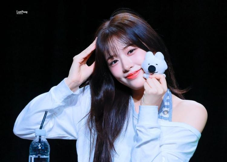 아이브 안유진8