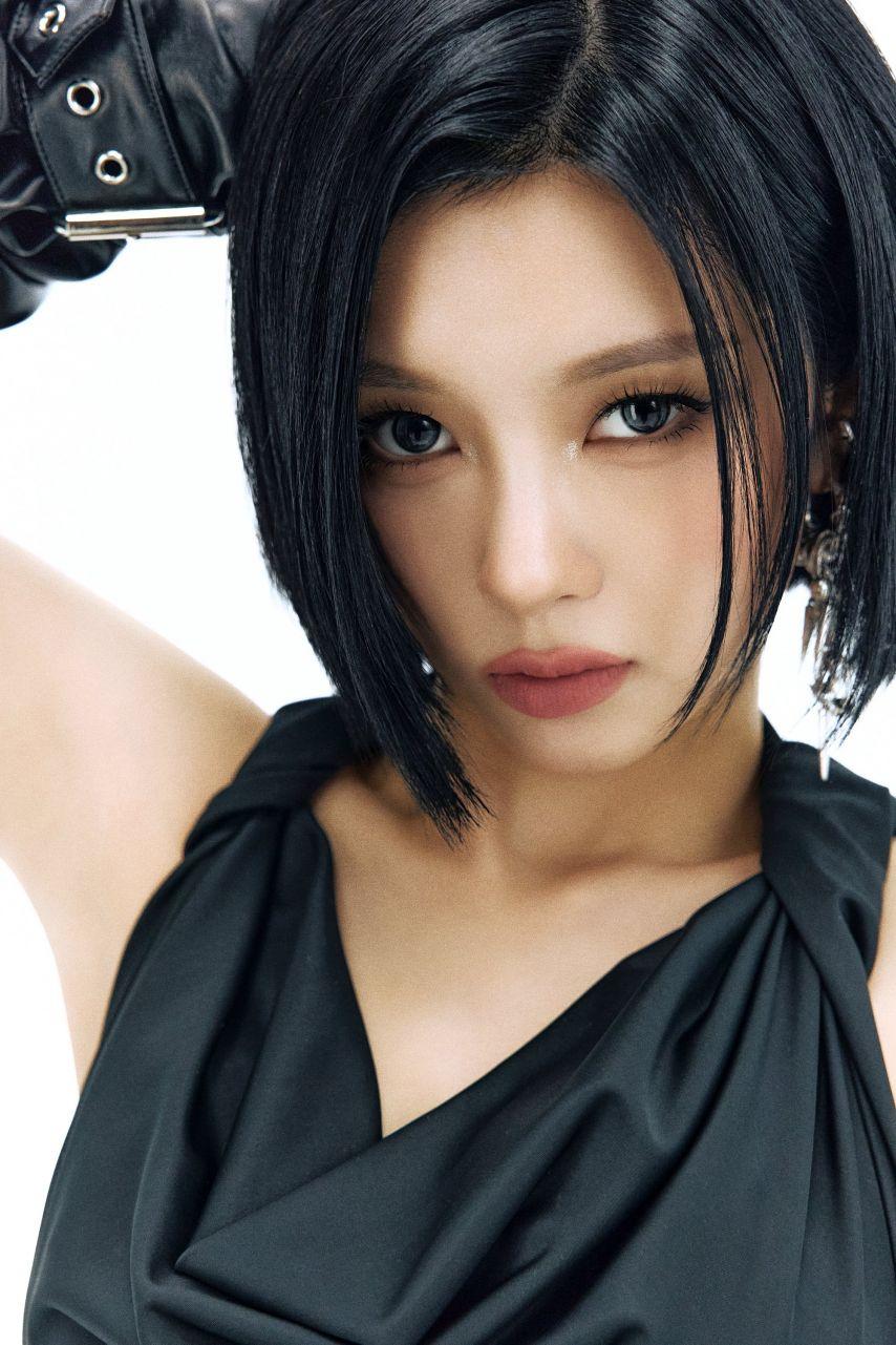 Kep1er l Concept Photo 215