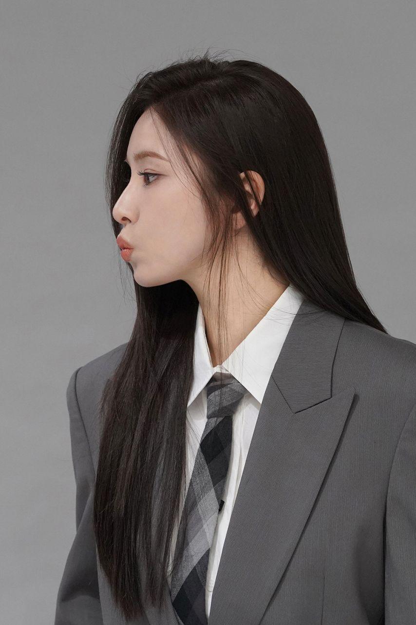 [신세경] 봄날의 햇살 같은 수트세경 비하인드4