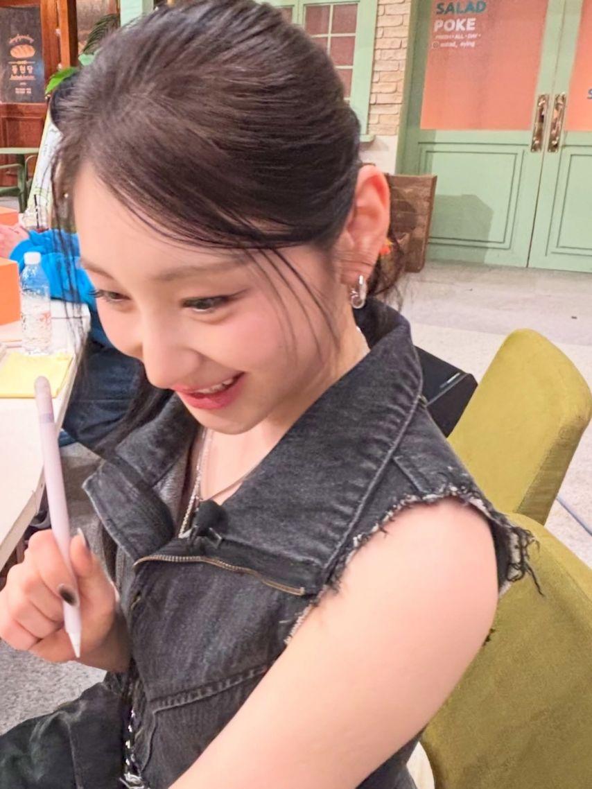 이채연, 최예나, 이채령5