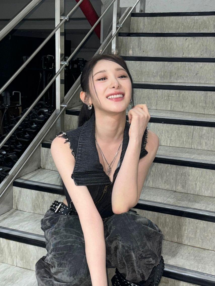 이채연, 최예나, 이채령7