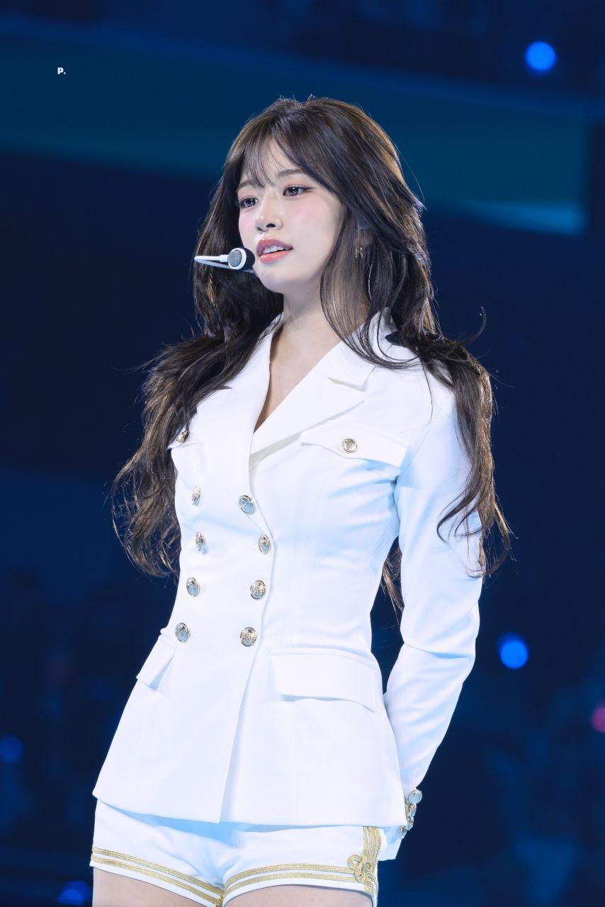 [아이브] 안유진1