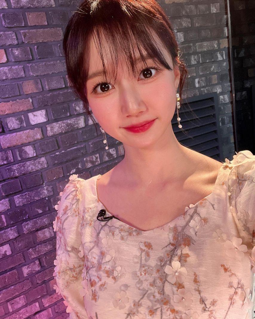 윤수빈 아나운서2