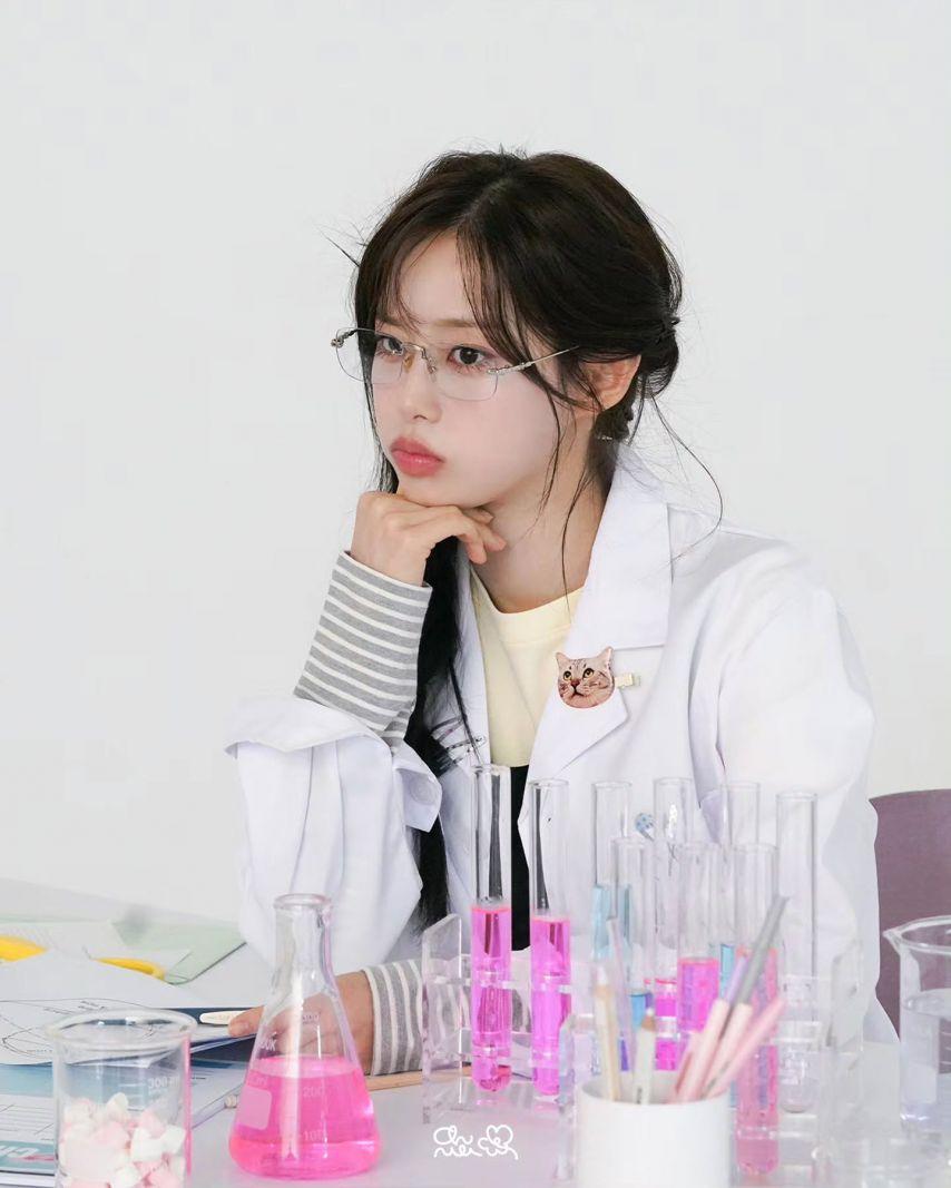 츄 2026 시즌그리팅 촬영 비하인드4