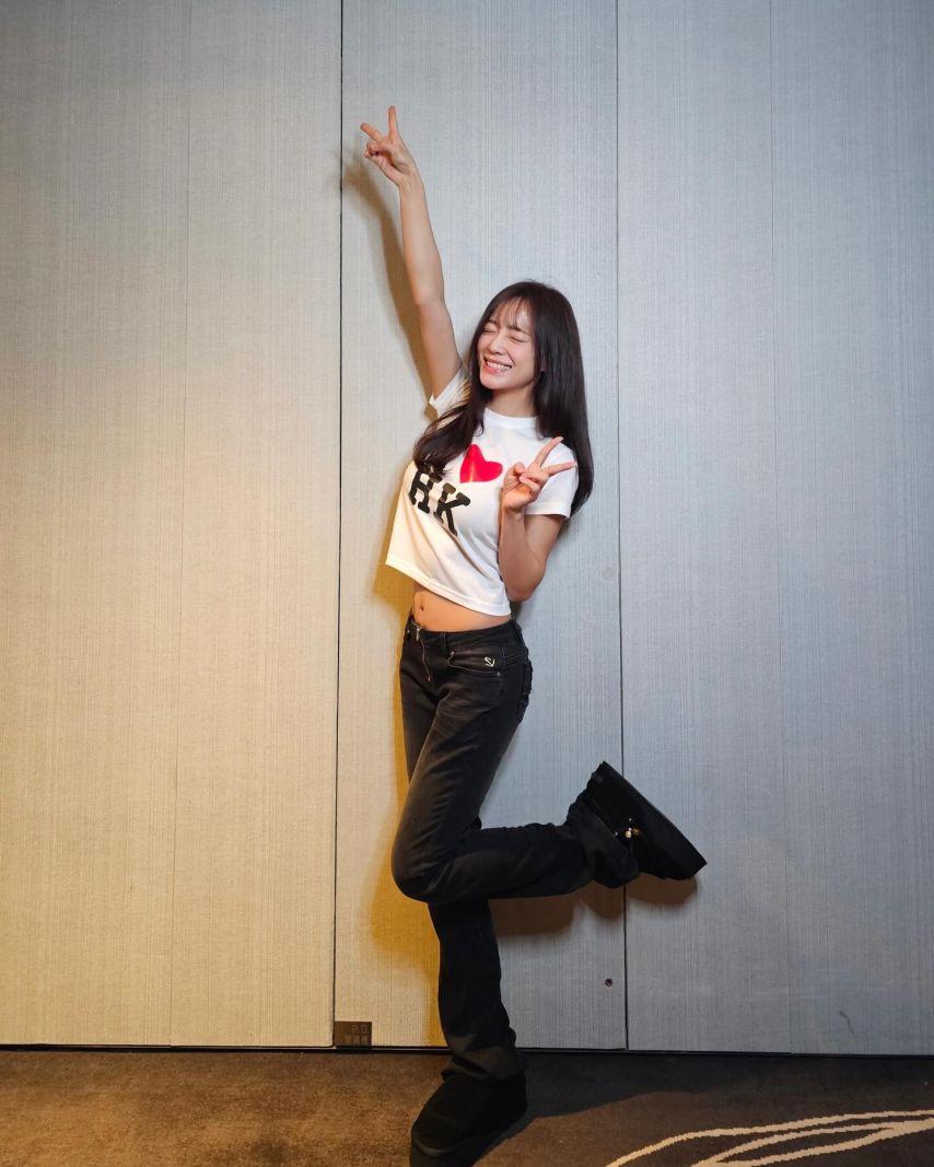 김세정 아이오아이 인별 홍콩 with 김나영 신보라/ 롱샴8