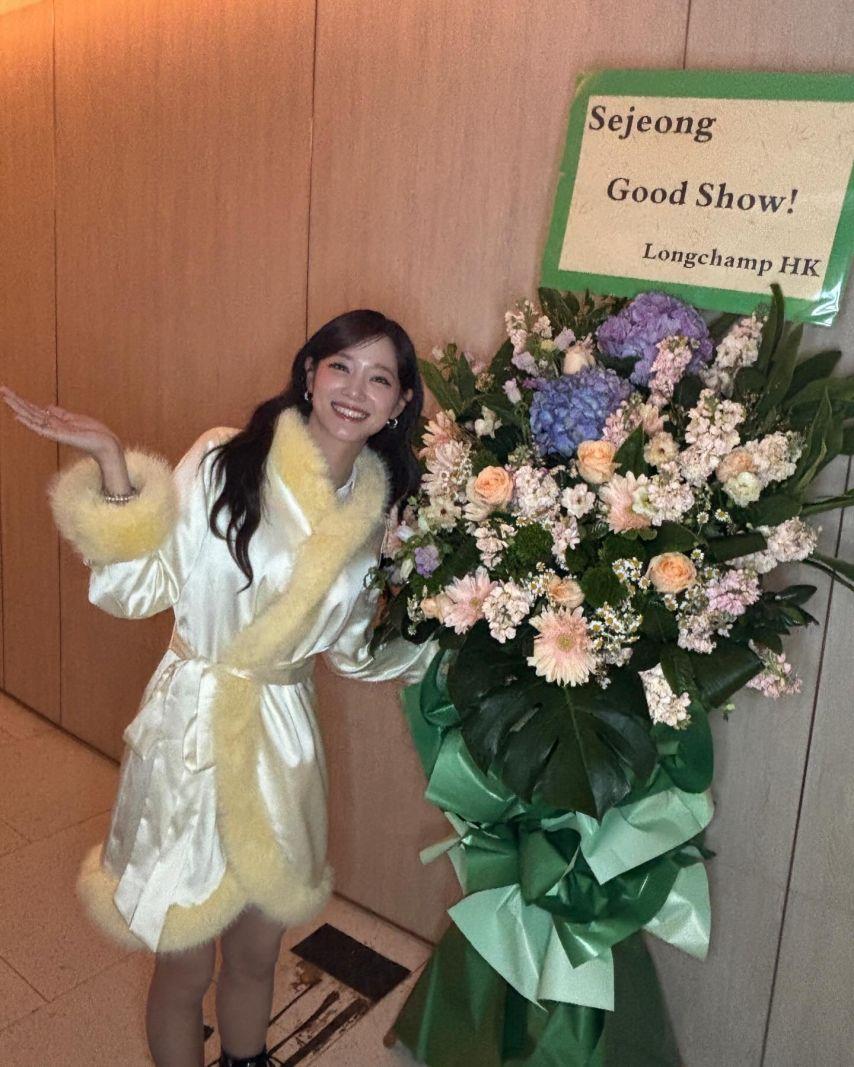 김세정 아이오아이 인별 홍콩 with 김나영 신보라/ 롱샴9