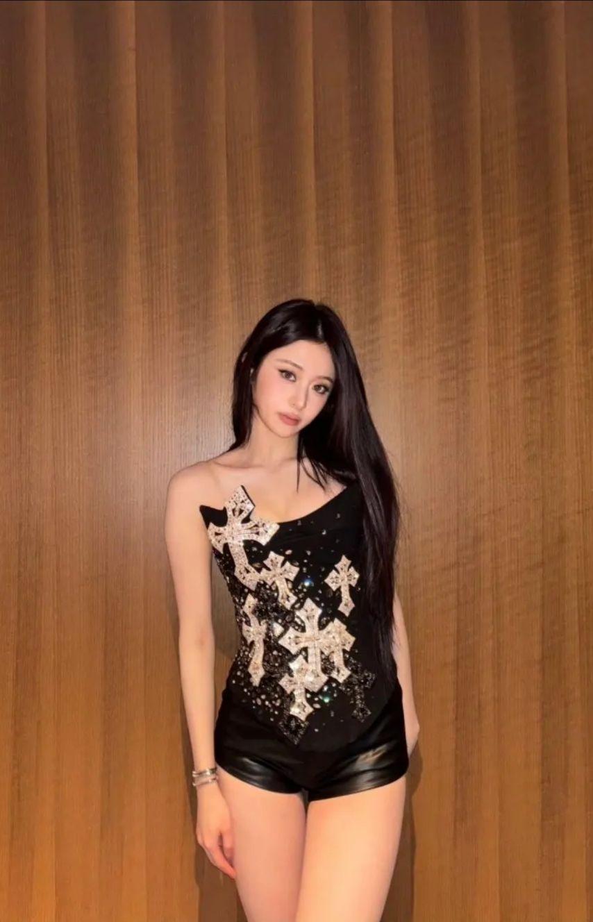 르세라핌 허윤진0