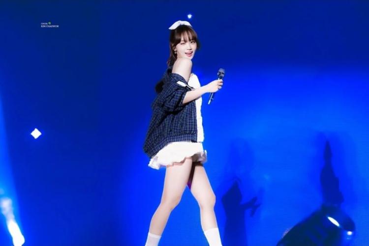 르세라핌 김채원1