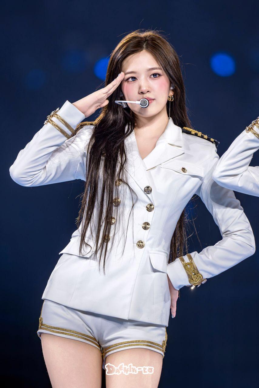 [아이브] 안유진1