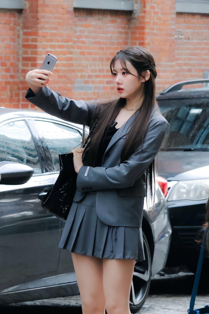 베이비몬스터 로라0