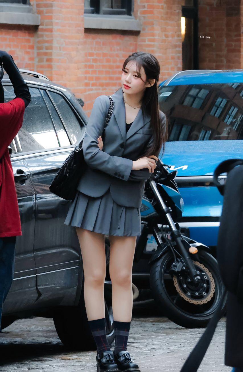 베이비몬스터 로라3