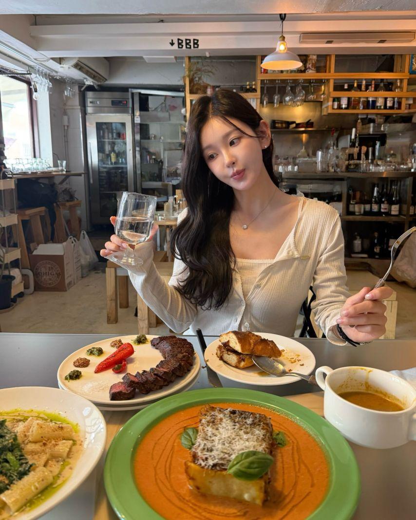 김윤희 아나운서0