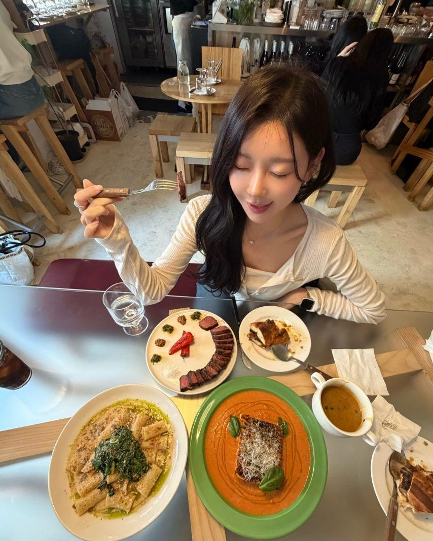 김윤희 아나운서1