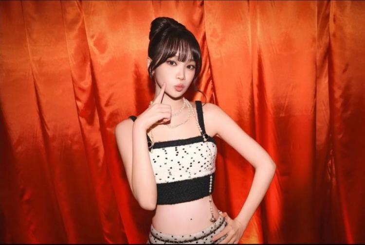 르세라핌 김채원3