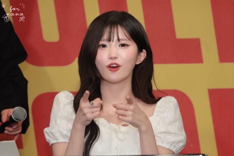 프로미스나인 송하영6