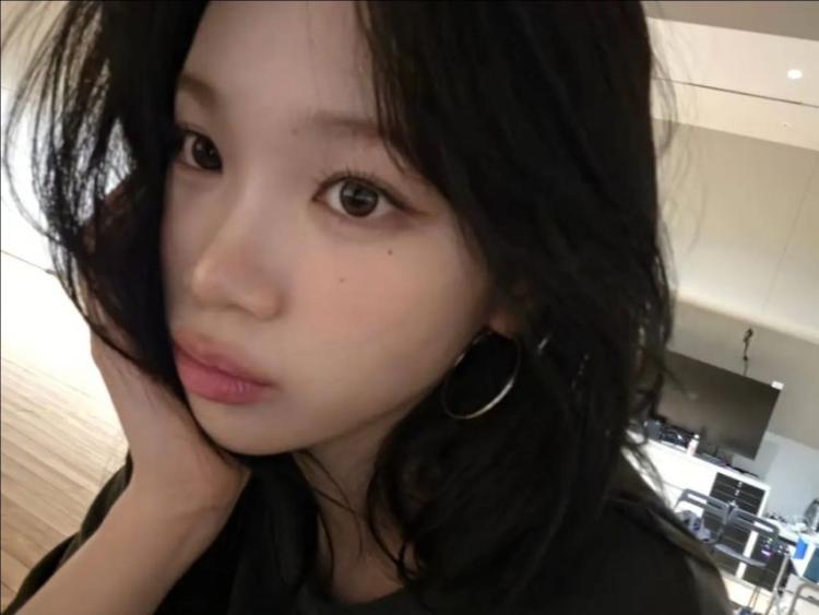 르세라핌 김채원4