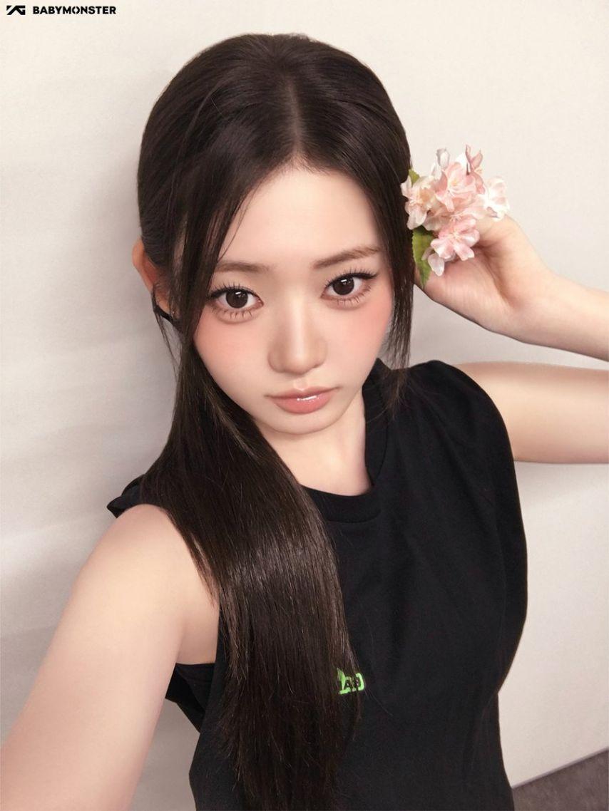 베이비몬스터 아현, 로라, 치키타0