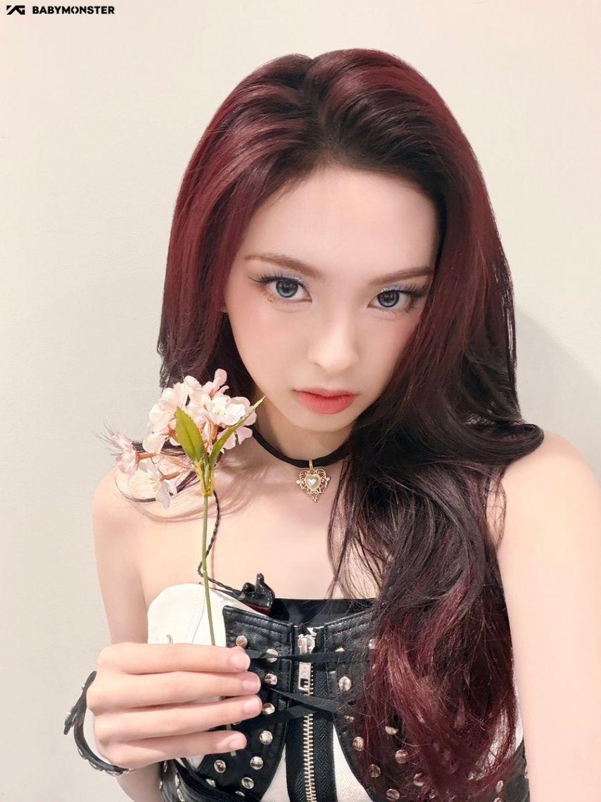 베이비몬스터 아현, 로라, 치키타1