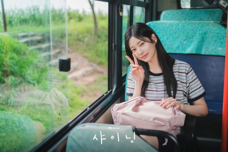 김민주 샤이닝1