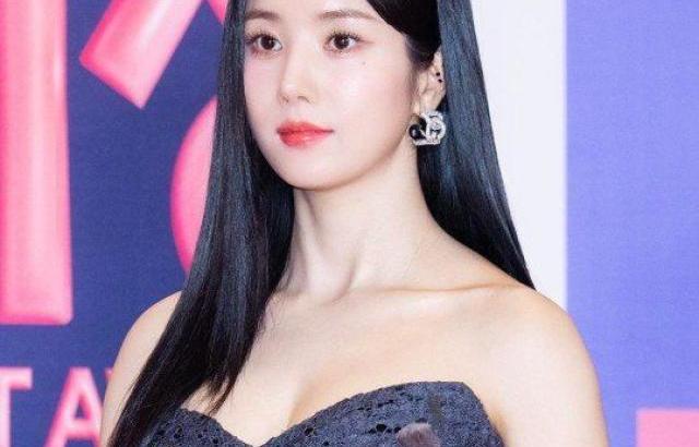 권은비