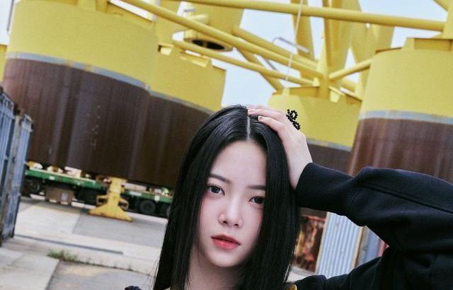 LE SSERAFIM Eunchae